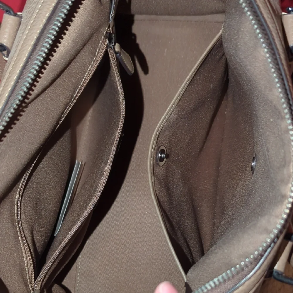 Large Coach Rowan Bag - Picture 9 of 9